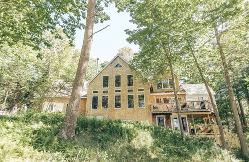 Freeport Apartment | Waterfront 2 Bedroom Apartment