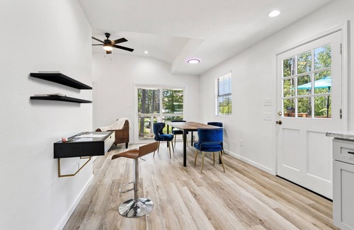 Covington House | Waterfront 2BR/1BA – Fully Furnished Home in Covington, LA