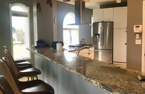 Saint Joseph House | Waterfront 3Bed 3Bath Home