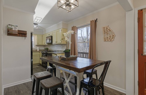 Cleveland House | Waterfront 3rd Night FREE w 2 Night Stay thru June-Close to Helen & Wineries
