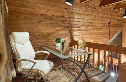 Sautee Nacoochee House | Waterfront A-Frame Cabin w Hot Tub, Outdoor Kitchen, Firepit Near Hiking & ATV Trails - 10 mins to Helen, GA