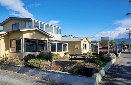 Kaikoura Apartment | Waterfront | Affordable | Location | Unit 7, Waterfront | Affordable | Location