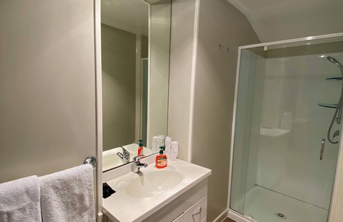 Kaikoura Apartment | Waterfront | Affordable | Location | Unit 7, Waterfront | Affordable | Location