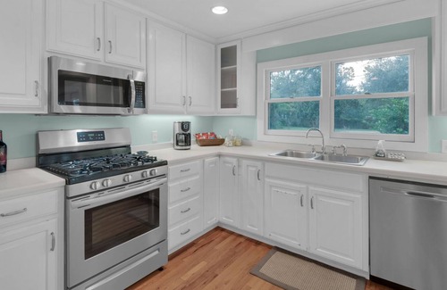 Pensacola House | Waterfront Bayou Grande Home W/private Dock