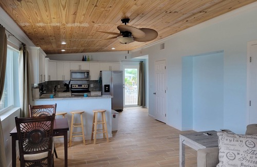 Doctor's Arm House | Waterfront, Bayview home with dockage sleeps 8