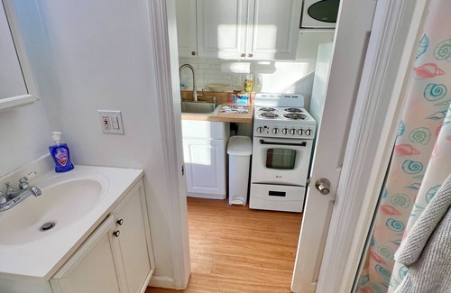 Northport Cottage | Waterfront Beach Cottage Sunsets Inspiring Cozy Peaceful Private 1 hr NYC