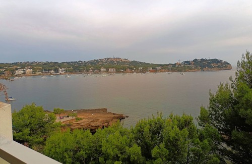 Santa Ponsa Apartment | Waterfront Beach House