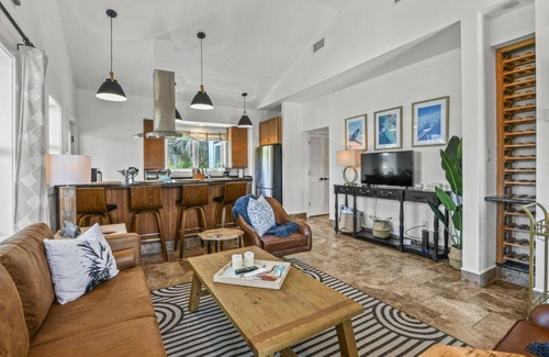 Bay St Louis House | Waterfront Bliss in Bay St. Louis| Sleeps 4 | Private Pool | Bay Views!