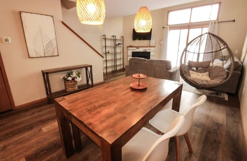 Lake Delton Condo | Waterfront Boho Retreat