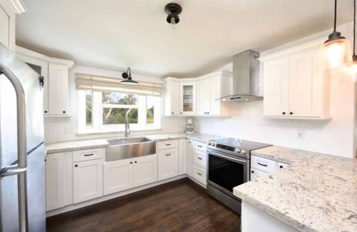 Bay Point House | Waterfront Bungalow with Dockage and fire pit