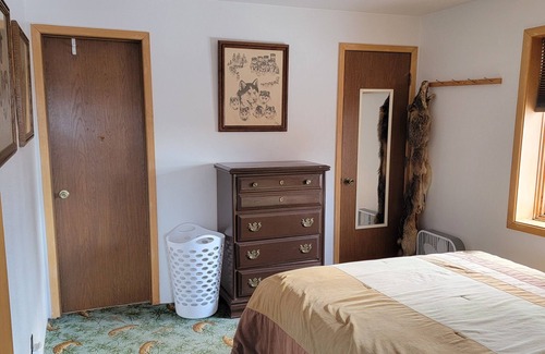 Soldotna Cabin | Waterfront Cabin in Quiet Neighborhood