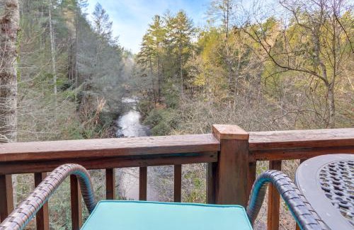 Ellijay House | Waterfront Cabin with Beautiful River View and Hot Tub