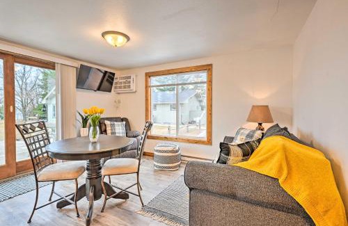 Arkdale House | Waterfront Castle Rock Lake Cabin with Deck and Grill