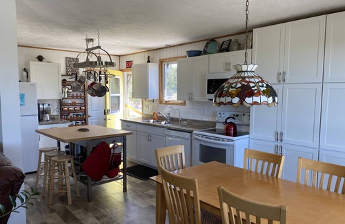 Stokes Bay House | ☀️ Waterfront Chalet with Boat Ramp, Dock and Access to Lake Huron! 💦