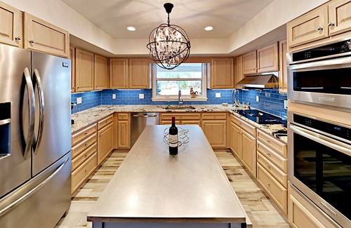 Sarasota House | Waterfront Coastal 3 BR/3 BTH w/Pool, 50ft. Boat Dock, Walk to Beach
