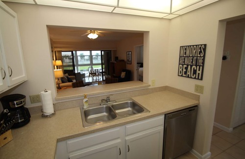 Old Naples Condo | Waterfront Condo close to fabulous 5th Avenue
