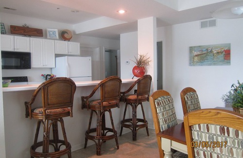 Lakeland Condo | Waterfront Condo with Amazing View