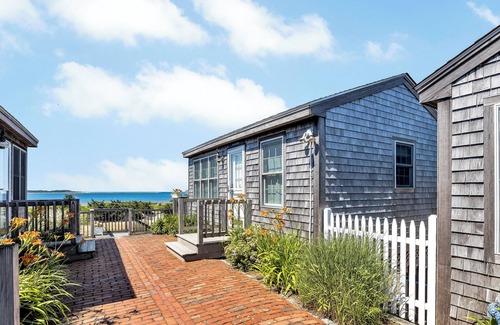 West Yarmouth Condo | Waterfront Condo With Direct Beach Access On Lewis Bay (2330)