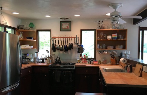 Corinth House | Waterfront contemporary on beautiful sand dune beach. 1/2-hour from Saratoga.