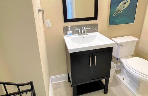 Swansboro Condo | Waterfront, downtown 2 bedroom, 15 minutes from beach!