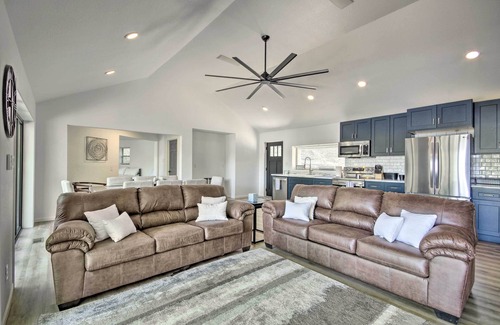 Gravois Mills House | Waterfront Escape: Ozarks Home + Guest House!