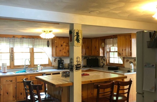 Sandown Cottage | Waterfront, family oriented, large families get together 'Heaven here on earth'