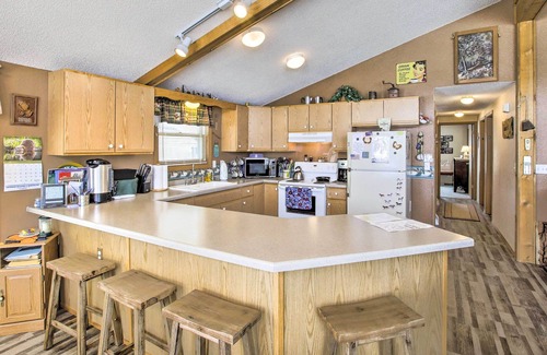 Friendship Cottage | Waterfront Friendship Home w/Private Pier!