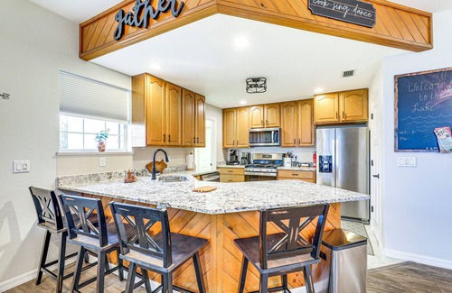 Florida South Atlantic Coast House | Waterfront Frostproof Home w/Private Dock!