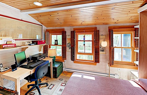 Capitol Island House | Waterfront Gem at Capitol Island with Screened Porch, Balcony & Clubhouse