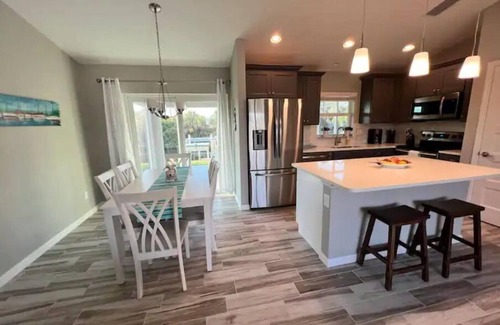 Punta Gorda House | Waterfront Gem, kayak, fish, restaurants close by