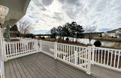 Bayside House | Waterfront Haven - 4mi to Ocean City, MD Boardwalk - 4bdr/3.5ba; Sleeps 9