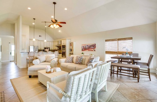 Slidell House | Waterfront Home 30 Mi to New Orleans w/Boat Dock