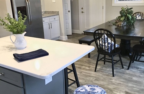 Decatur House | WATERFRONT HOME, COVERED DOCK, LOOP DRIVEWAY, RAMP ACROSS COVE, 3 MINUTE DRIVE