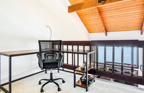 Rollingbay House | Waterfront Home on Puget Sound w/ Gourmet Kitchen, Deck & Wood Stove - Dogs OK!
