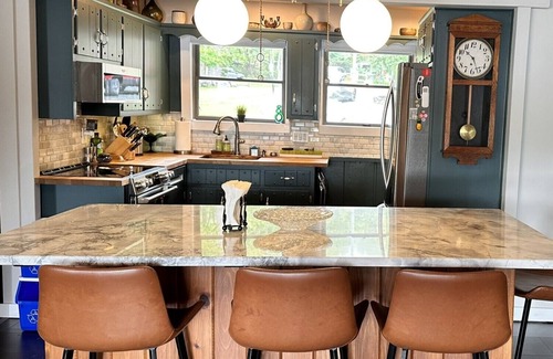 White Lake House | Waterfront Home on White Lake in Bethel, NY - Minutes from Bethel Woods Concerts