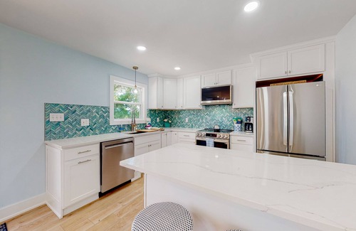 Edisto Island House | Waterfront home with private dock & deck with great views, walk to the beach