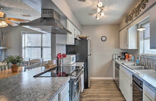 Rockwell Apartment | Waterfront Hot Springs Condo w/Boat Slip & Pool!
