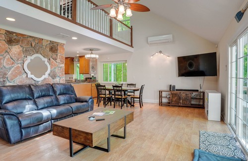Bumpass House | Waterfront Lake Anna Home w/Dock & Beach Access!