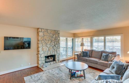 Lake Arrowhead House | Waterfront Lake Arrowhead Townhome with Balconies!