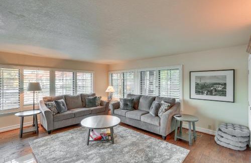 Lake Arrowhead House | Waterfront Lake Arrowhead Townhome with Balconies!