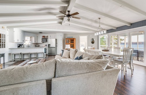 Mount Gilead House | Waterfront Lake Tillery Home w/Incredible Views!