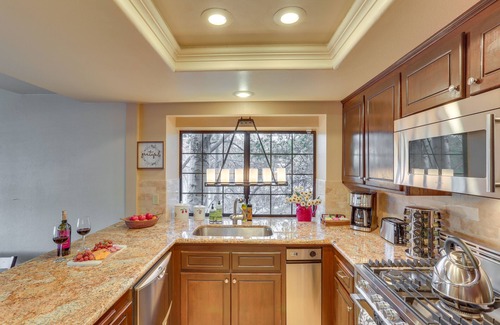 Lake Arrowhead House | Waterfront Lake Arrowhead Townhome w/Balconies!