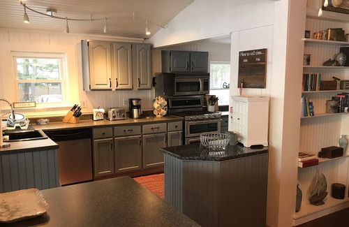 Laconia House | Waterfront Lake Winnisquam House, Guest House & Barn Game Rm, Sleeps 16 w/Beach