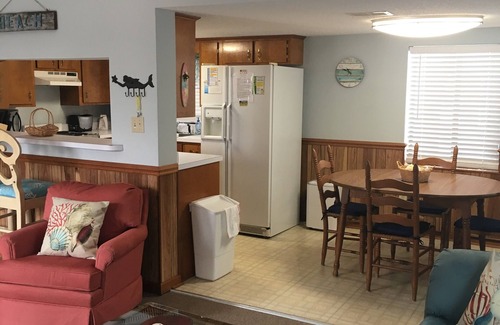 Surfside Beach House | Waterfront, Large deck, Pet friendly, Golf cart.