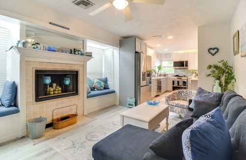 Anona House | Waterfront Largo Home w/Canal Access + Boat Dock