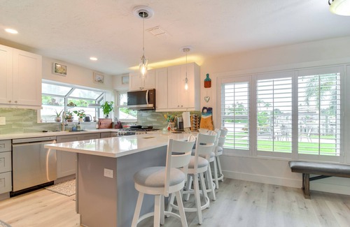 Anona House | Waterfront Largo Home w/Canal Access + Boat Dock