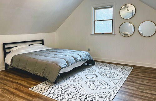Niantic Cottage | Waterfront Living in Niantic CT minutes from everything!
