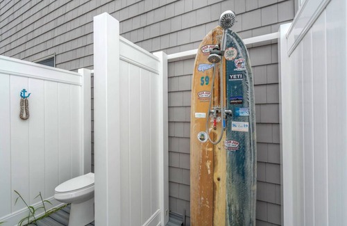 Bayville House | Waterfront Luxury Home with HEATED POOL, Outdoor Shower, sleeps 8