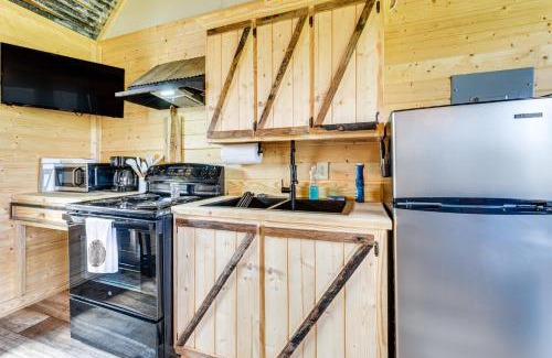 Marksville Apartment | Waterfront Marksville Studio with Dock!