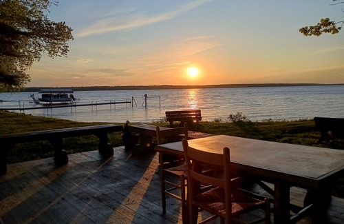 Manistique Cabin | Waterfront Modernized Rustic Log Cabin on Indian Lake, Manistique, MI